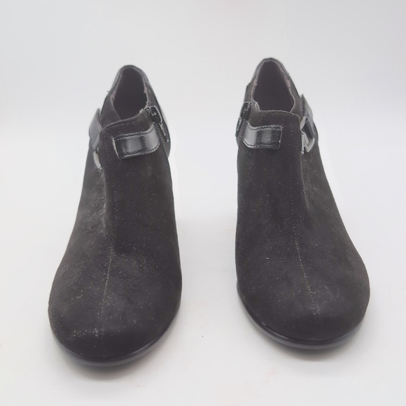 AEROSOLES Black Sz 7.5 Heeled Boots with Sophisticated Design - Picture 2 of 10